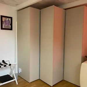 https://monolocale-sui-navigli.italymilanhotels.net